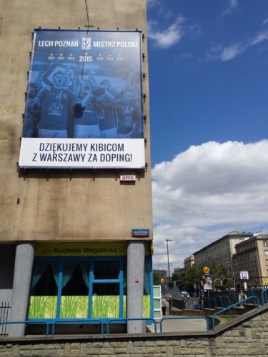 Billboard-Lecha-Poznan-Warszawa%20zdj_%20Jarosław%20Sobierajewicz%20(3)