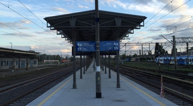 Dworzec Główny PKP - peron 4a - 01