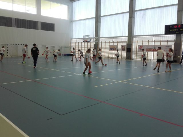 Handball at School - 01