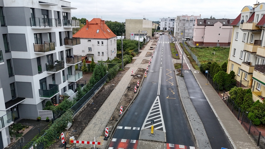 budowa drogi rowerowej wzdłuż ul. Dmowskiego