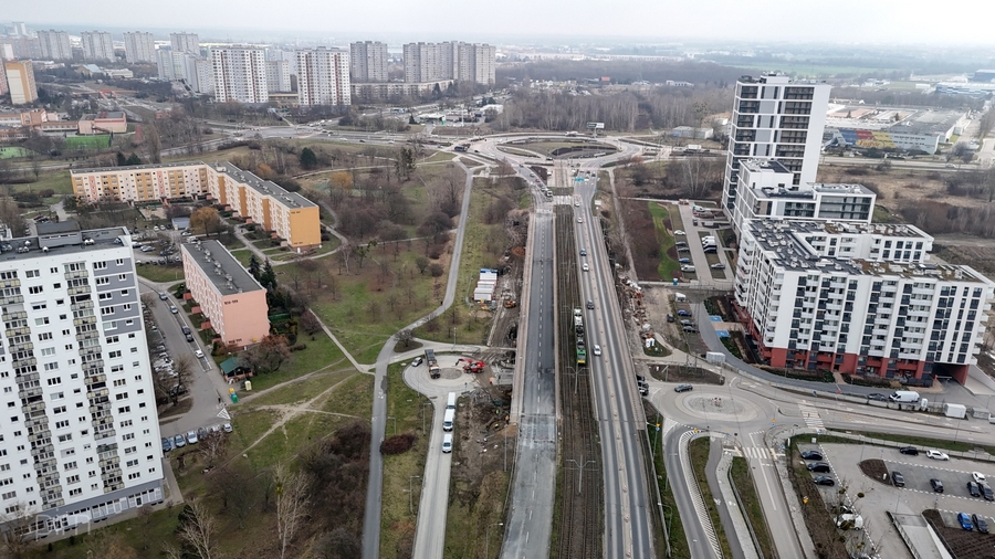 Półmetek prac i zmiany na wiadukcie nad ul. Wagrowską