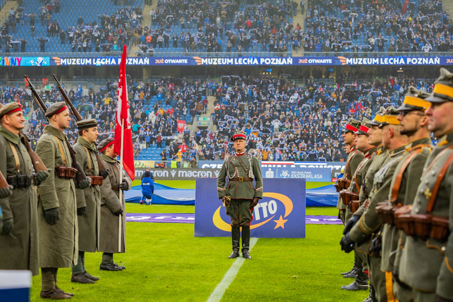 Obchody 105. rocznicy Powstania Wielkopolskiego podczas meczu Lecha