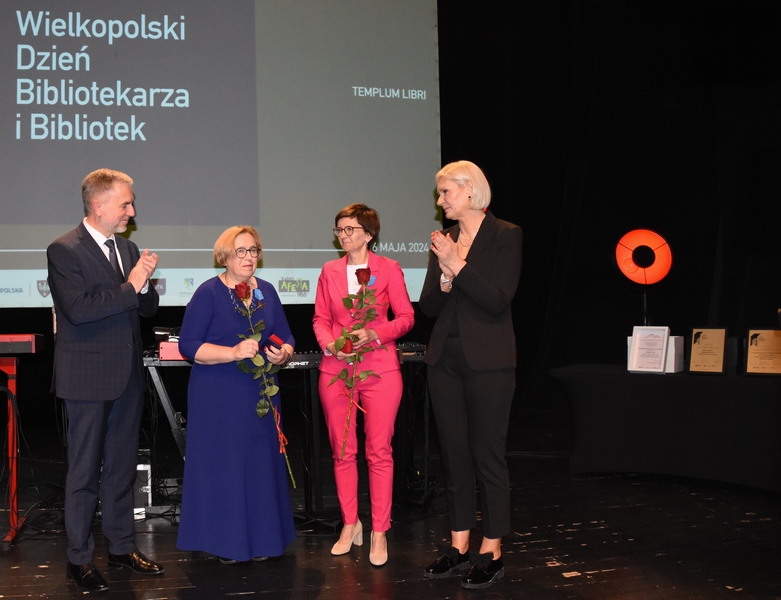  Odznakę Honorową „Za zasługi dla Województwa Wielkopolskiego” otrzymała Małgorzata Halber – dyrektorka Biblioteki Publicznej Miasta i Gminy Pobiedziska