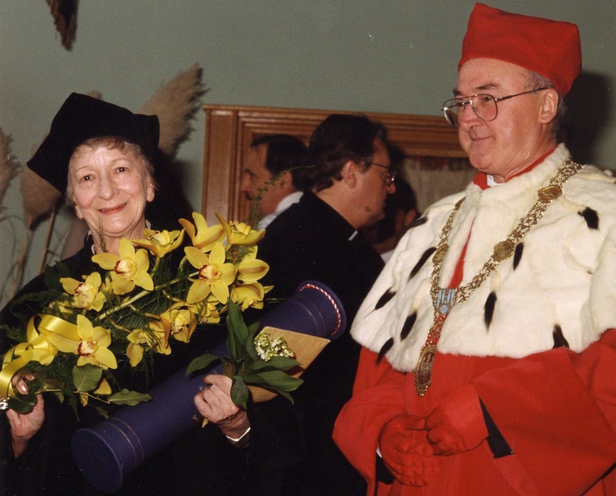 28 lat temu Wisława Szymborska została Doktorem Honorowym UAM
