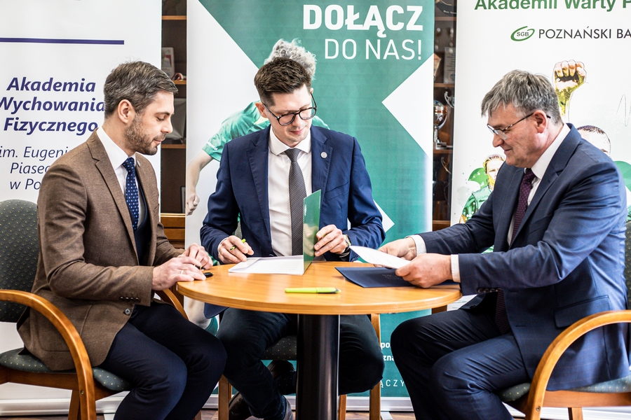  Warta Poznań i AWF w Poznaniu podpisały umowę o współpracy