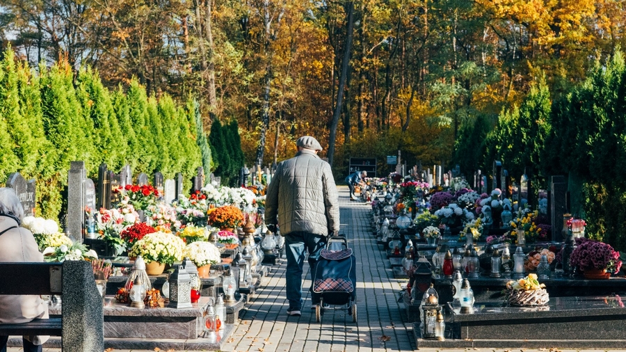 Zmiany w organizacji ruchu w okresie Wszystkich Świętych